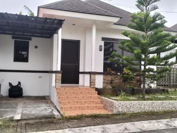 Pre-Owned Bungalow House & Lot For Sale in Tagaytay City-MC