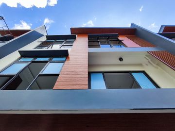 Cubao, Quezon City Ready for Occupancy 3 Storey Townhouse unit for sale-MAA