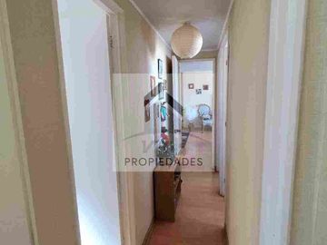 Se vende departamento de 3 dormitorios en Cerro los Placeres.
