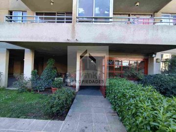 Se vende departamento de 3 dormitorios en Cerro los Placeres.