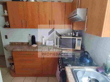 Se vende departamento de 3 dormitorios en Cerro los Placeres.