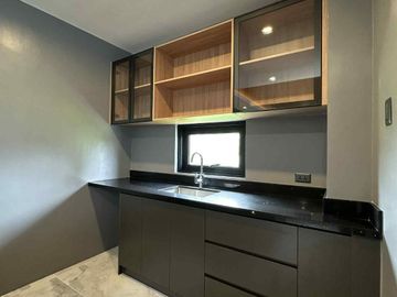 Brandnew House and Lot for Sale in Pueblo Del Sol Tagaytay -EGR