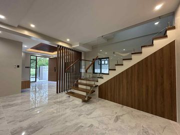 Brandnew House and Lot for Sale in Pueblo Del Sol Tagaytay -EGR