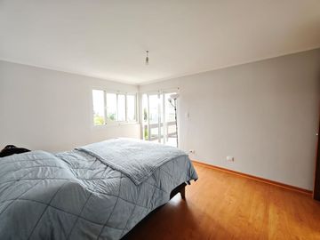 BROKER BOSQUES 5D-5B-SALA ESTAR- PÌSCINA-PATIO