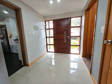 BROKER BOSQUES 5D-5B-SALA ESTAR- PÌSCINA-PATIO