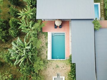 Cozy Luxury Farmhouse For Sale in Alfonso, Cavite