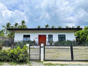 Cozy Luxury Farmhouse For Sale in Alfonso, Cavite