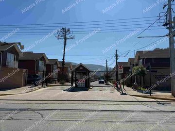 Venta en Condominio Limache