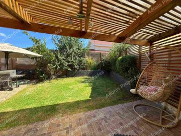 Venta en Condominio Limache