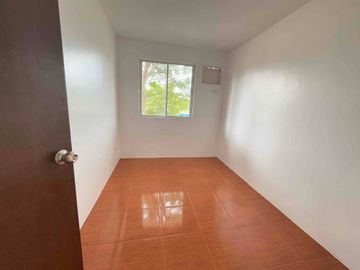 TWIN TOWNHOUSE