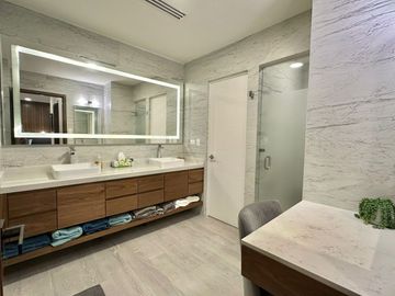 SE VENDE PENTHOUSE DE LUJO EN ALATORRE 1122