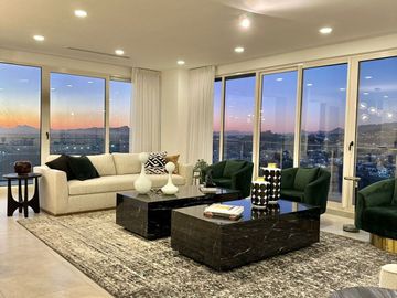 SE VENDE PENTHOUSE DE LUJO EN ALATORRE 1122