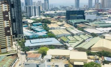 METRO MANILA High End Condo Modern Minimalist Condo near Hotel Mall Restaurants and Airport Hospital School Office High End But AFFORDABLE CONDO