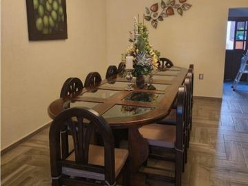 ¡¡¡SE VENDE CASA TOTALMENTE AMUEBLADA!!!