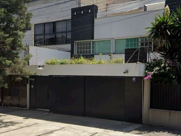 CASA EN REMATE MIGUEL HIDALGO POLANCO ANATOLE
