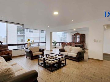 Venta de hermoso Triplex con vista al mar en📍Miraflores