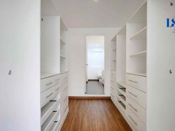 Venta de hermoso Triplex con vista al mar en📍Miraflores