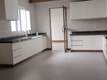 35M Renovated Bungalow House & Lot for Sale in BF Homes Paranaque City-MAA