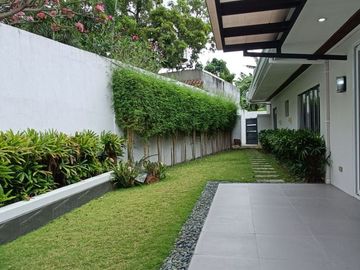 35M Renovated Bungalow House & Lot for Sale in BF Homes Paranaque City-MAA