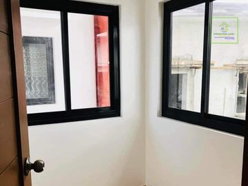 🏡 FOR SALE: Brand New House and Lot in Trace Martires , Cavite