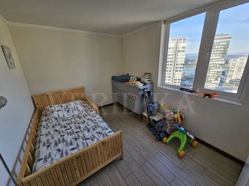 Vendo depto. en Edmundo Eluchans 3d, 2b, 2 estac. y bodega.