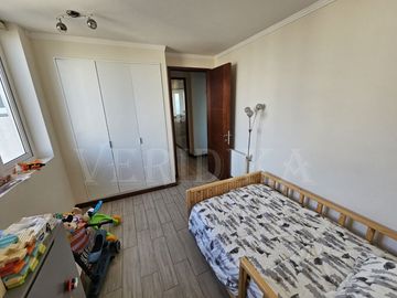 Vendo depto. en Edmundo Eluchans 3d, 2b, 2 estac. y bodega.