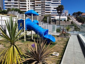 Vendo depto. en Edmundo Eluchans 3d, 2b, 2 estac. y bodega.