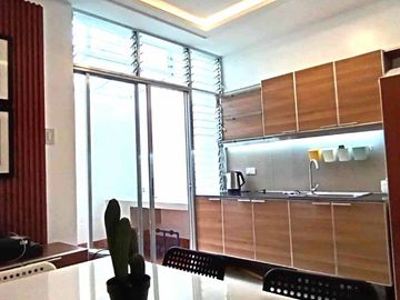 3 Storey Townhouse for Sale in Brgy Holy Spirit Commonwealth Quezon City Walking distance to Shopwise Commonwealth