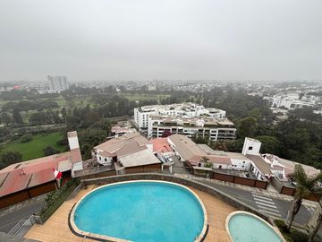 VENDO LINDO DPTO CON  AMPLIA TERRAZA VISTA AL GOLF