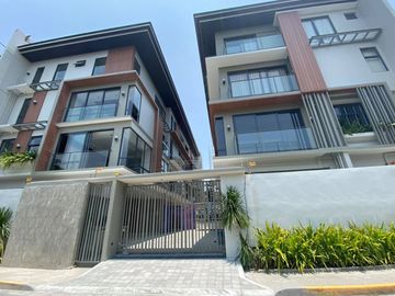 52M Unit F w/ Attic 4 Storey Luxury Townhouse for sale in Paco, Manila JNA