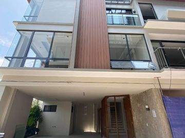 52M Unit F w/ Attic 4 Storey Luxury Townhouse for sale in Paco, Manila JNA