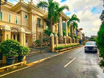 Jual rumah dalam perumahan taman duren sawit Jakarta Timur