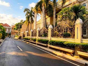 Jual rumah dalam perumahan taman duren sawit Jakarta Timur