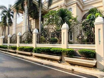 Jual rumah dalam perumahan taman duren sawit Jakarta Timur