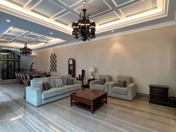 Luxury American Classic House At Prime Area Kebayoran Baru, Jakarta