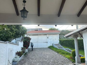 Vendo Casa Rustica de 451m Urbanizacion Exclusiva, PILLAGUA