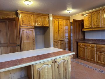 Vendo Casa Rustica de 451m Urbanizacion Exclusiva, PILLAGUA