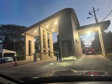 Vendo Casa Rustica de 451m Urbanizacion Exclusiva, PILLAGUA