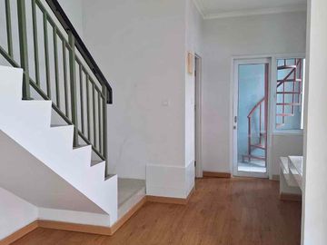 DIJUAL CEPAT RUMAH SIAP HUNI CLUSTER OMAHA PARAMOUNT di Gading Serpong