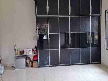 Dijual Rumah hook, 3 lantai, shm, 144 m, 275 m, Citra garden 2 ex