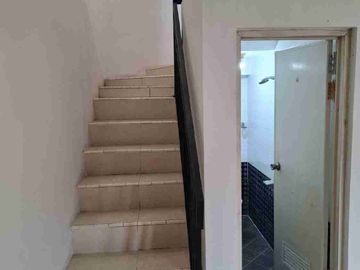 Dijual Rumah hook, 3 lantai, shm, 144 m, 275 m, Citra garden 2 ex