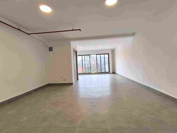 ALQUILER OFICINA / LOCAL
ALMAX Samborondon – POR ESTRENAR 51mt²