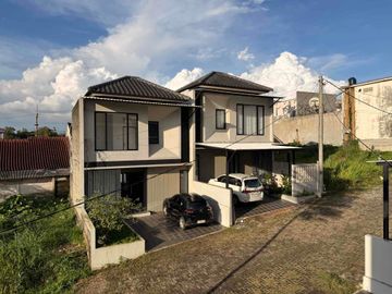 Rumah 2 Lantai Dekat Jakarta Selatan dan Tol | Pearl Garden