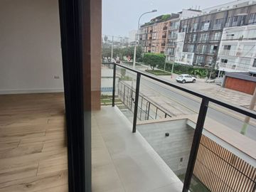 Estreno moderno departamento con gran terraza