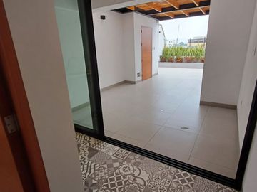Estreno moderno departamento con gran terraza