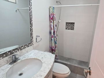 VENTA CASA EN CONDOMINIO URBANIZACION LOS GRANADOS SURCO