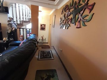 Venta casa alta gama con piscina cubierta, esquinera, El Pinar