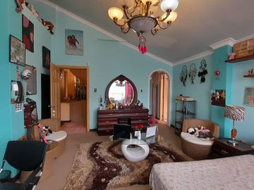 Venta casa alta gama con piscina cubierta, esquinera, El Pinar