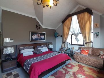 Venta casa alta gama con piscina cubierta, esquinera, El Pinar