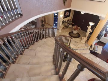 Venta casa alta gama con piscina cubierta, esquinera, El Pinar